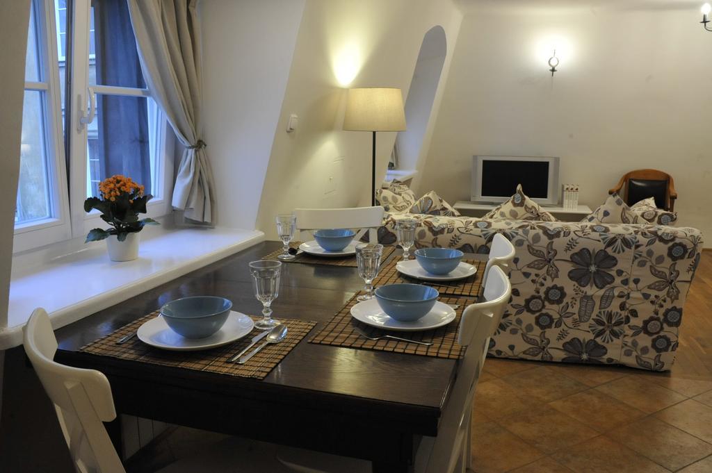 Milotu - Apartament Uniwersytecki Warschau Buitenkant foto